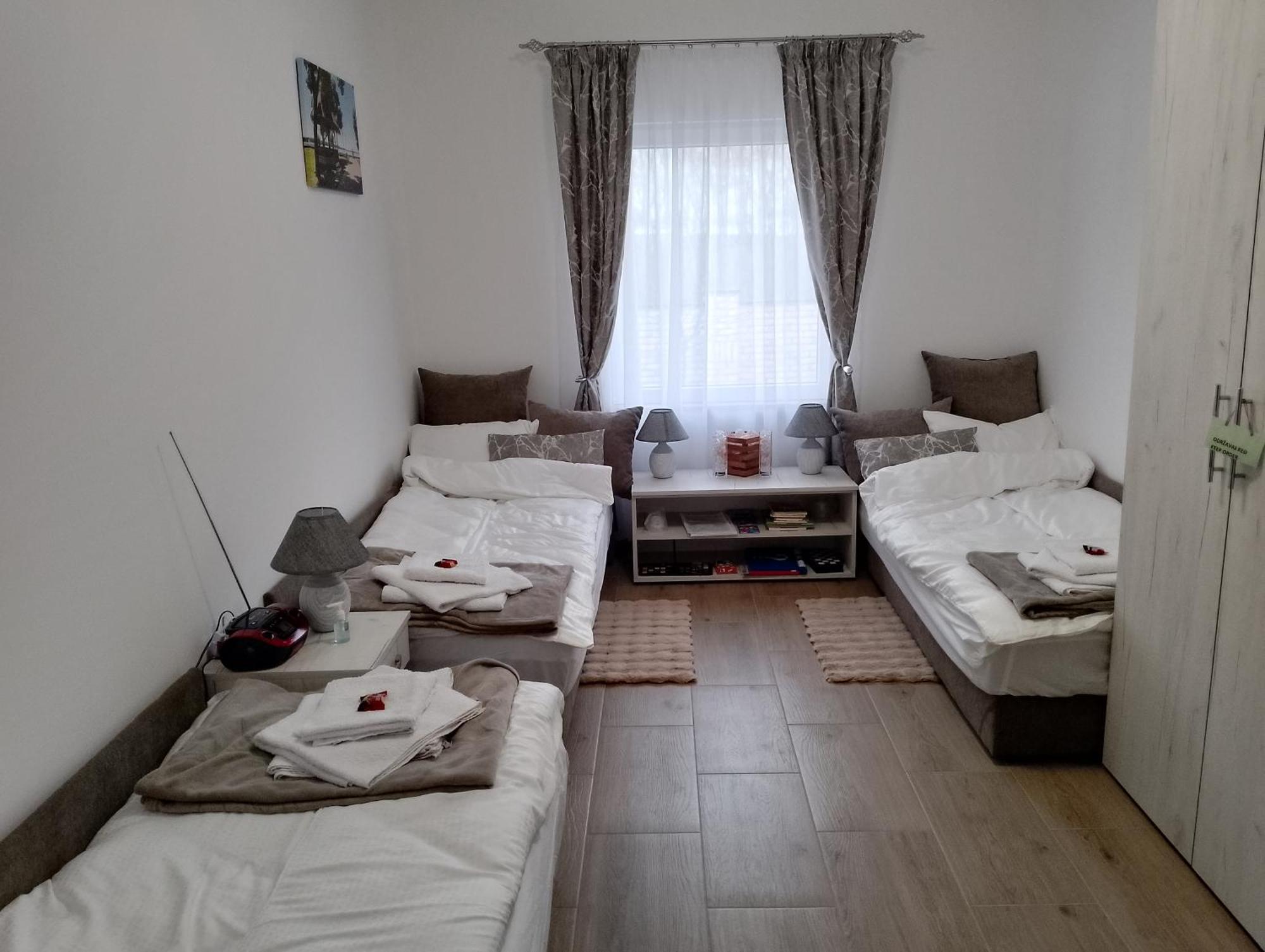 Apartman Dve Lipe Palić Exterior foto
