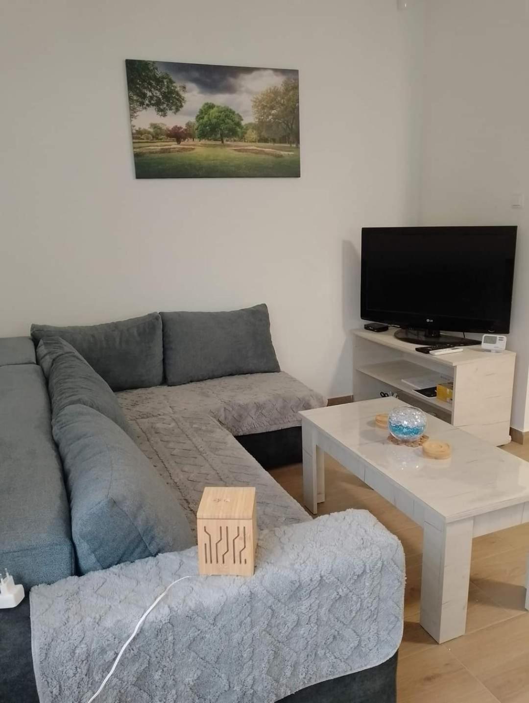 Apartman Dve Lipe Palić Exterior foto