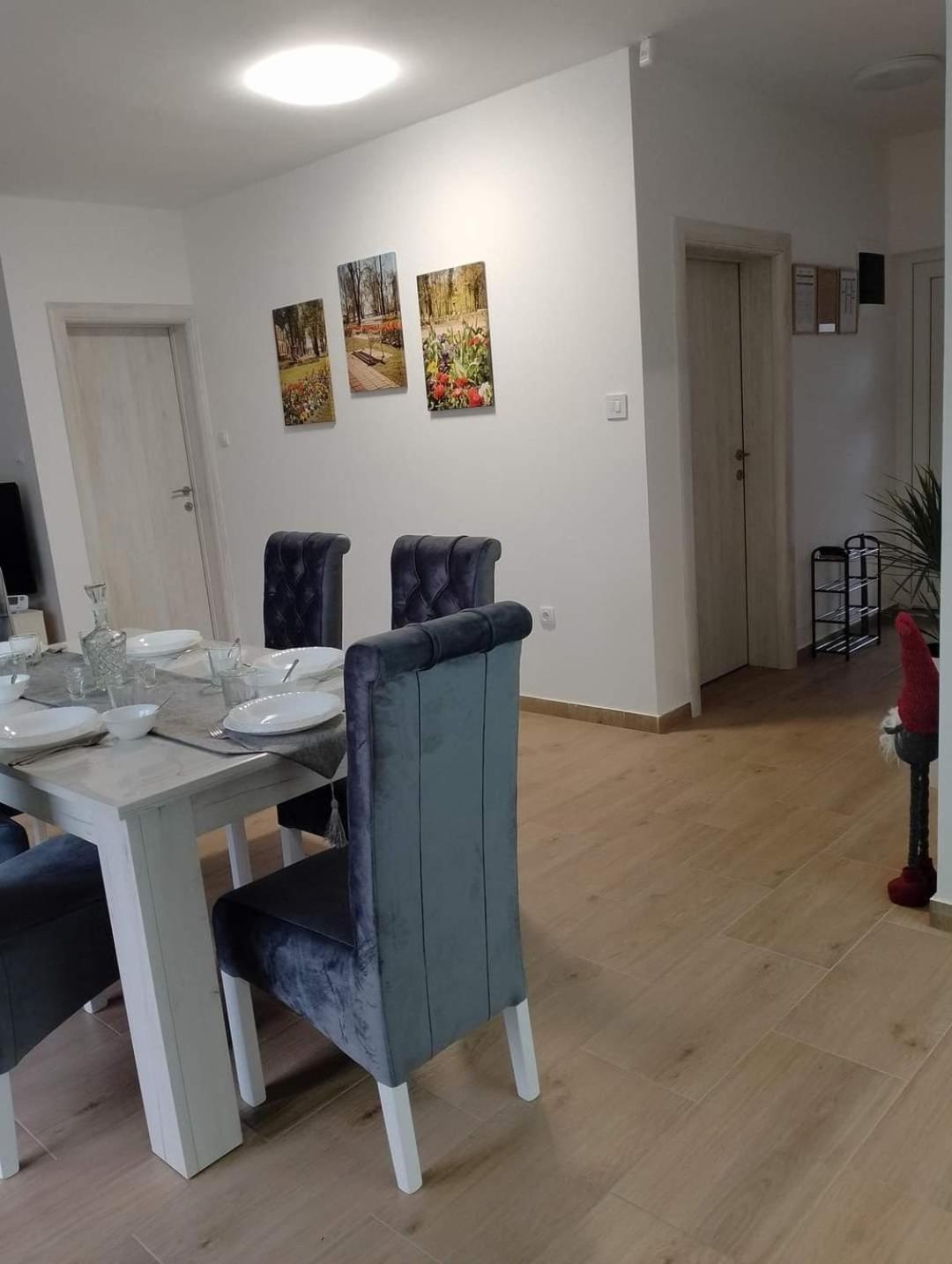 Apartman Dve Lipe Palić Exterior foto